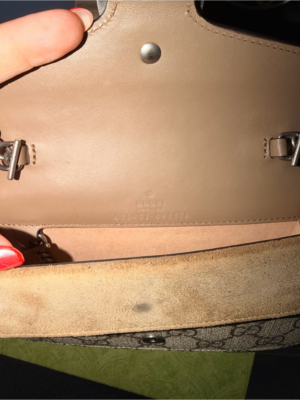 Gucci Beige GG Supreme Dionysus Mini Bag - Picture 4 of 8